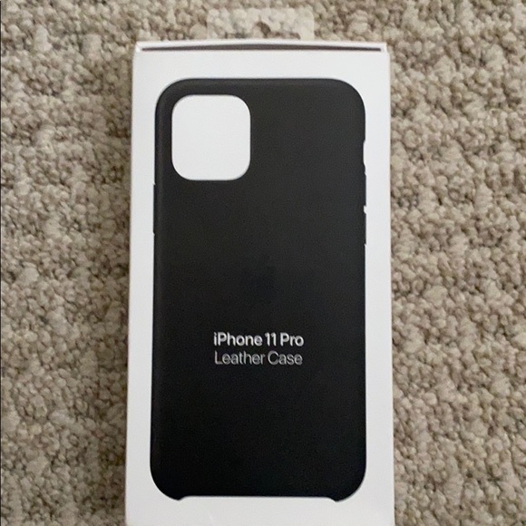 Apple iPhone 11 Pro leather case - Picture 1 of 4